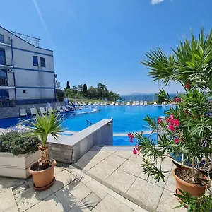 Blue Bay Palace Complex Поморие